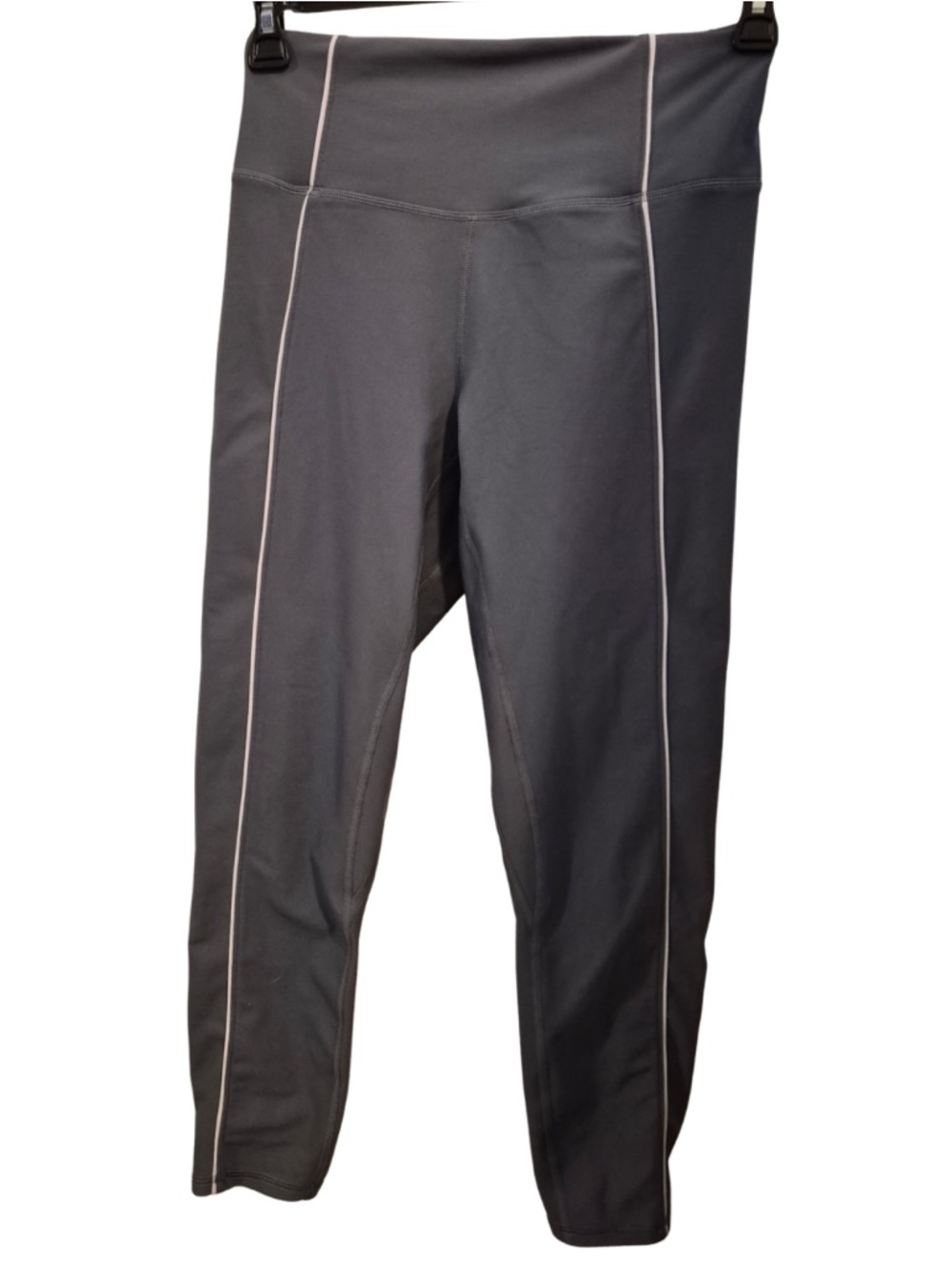 Abercrombie & Fitch YPB sculptLUX 7/8-Length Legging in Graphite - Picture 2 of 7